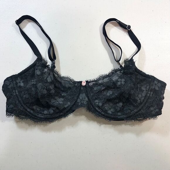 Victoria's Secret Other - Victoria's Secret Bra Womens 36C Black Lace Push Up without Padding Dream Angels